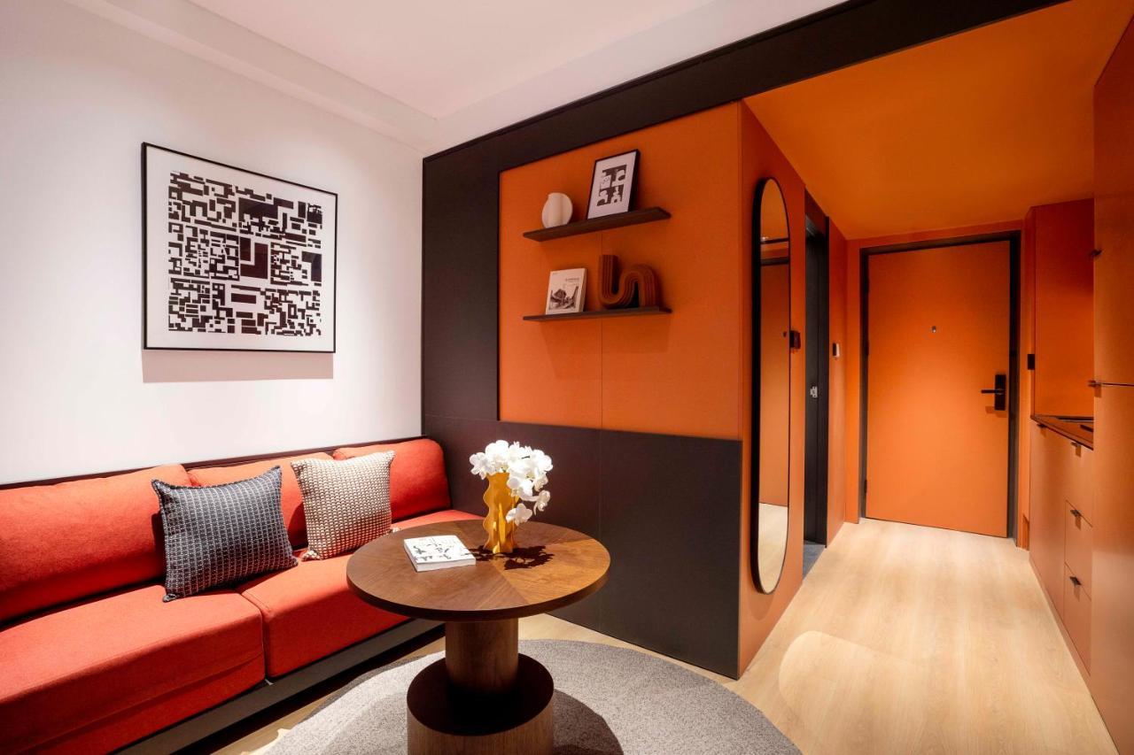 Base-Beijing Wangfujing Serviced Apartment- In Hutong &Bike Rental &Close To Forbidden City, Tian'Anmen Square &Subway Nearby &Free Coffee &Washing Machine,Kitchen &Restaurant Discount &English Speaking &High Speed Free Wifi Dış mekan fotoğraf