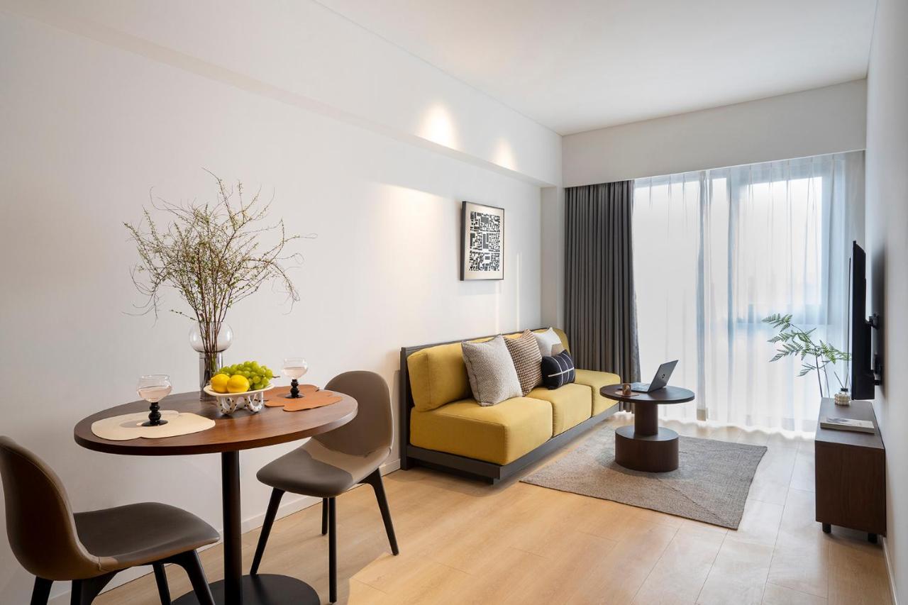 Base-Beijing Wangfujing Serviced Apartment- In Hutong &Bike Rental &Close To Forbidden City, Tian'Anmen Square &Subway Nearby &Free Coffee &Washing Machine,Kitchen &Restaurant Discount &English Speaking &High Speed Free Wifi Dış mekan fotoğraf